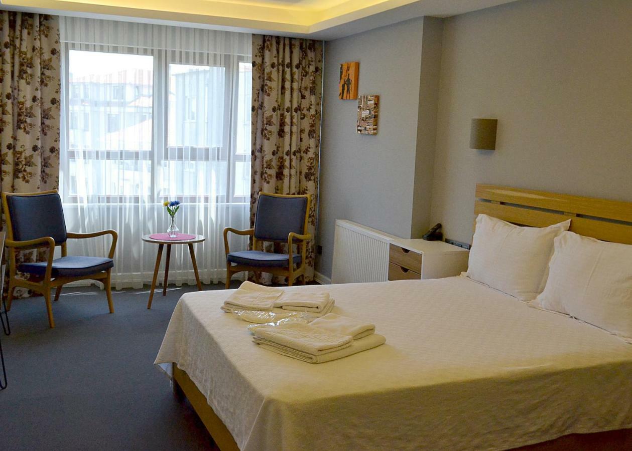 Mephisto Apartment Istanboel Buitenkant foto
