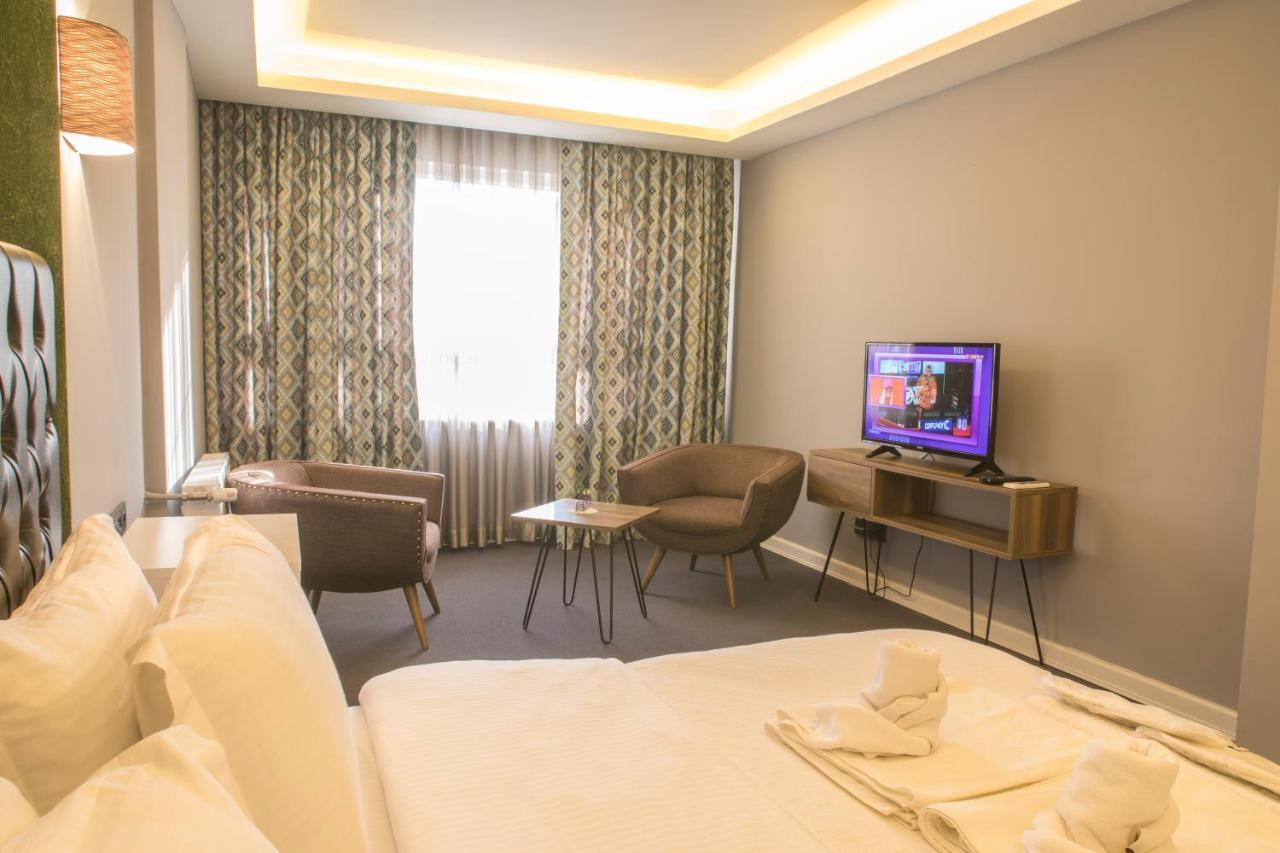 Mephisto Apartment Istanboel Buitenkant foto